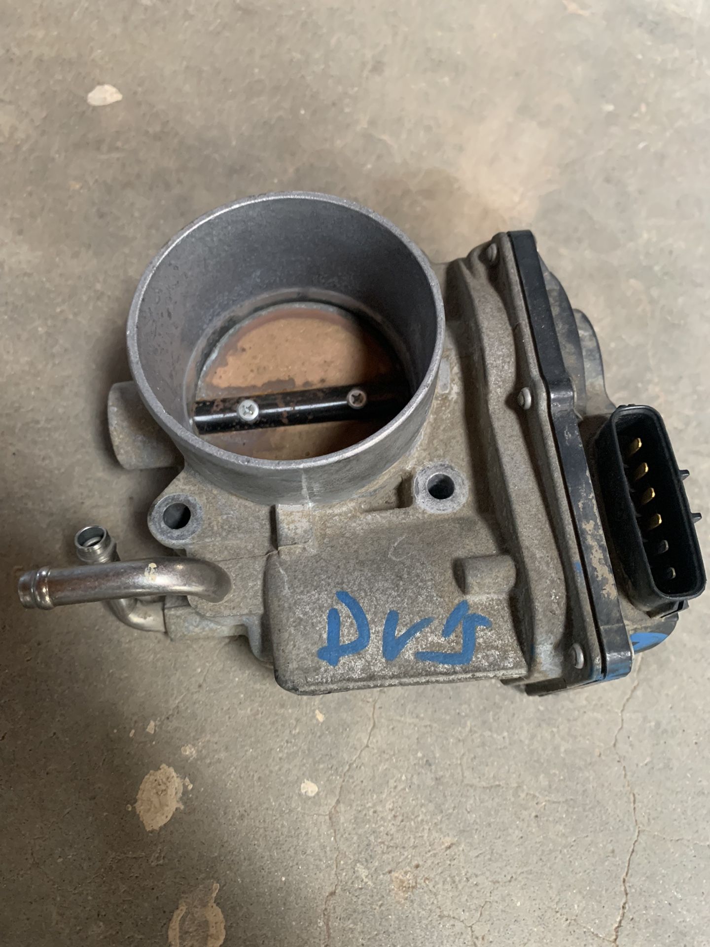 Throttle Body Tacoma 4Runner 2.4L 2.7L