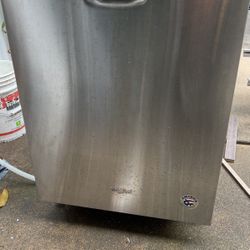 Dishwasher whirlpool 