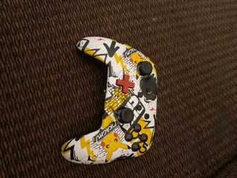 Power A Nintendo switch controller (Pikachu edition)