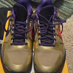 Kobe 5 Undefeated Hall Of Fame 