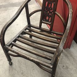 Asian Chair (wheels) 