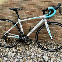 Bianchi Dama Bianca Road Bike 47cm (XS)