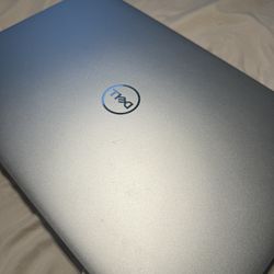 Laptop PC Gaming Student
