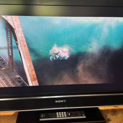 Sony XBR 32” TV 