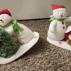 Jingle Pals Animated & Singing Plush "Trimming the Tree" and "Deck the Halls Duo"