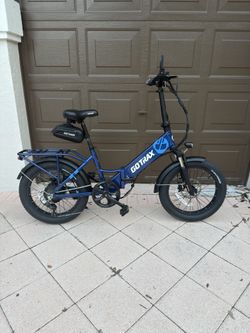 GoTrax F2 V2 Folding Electric e-bike