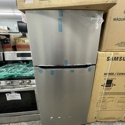 Frigidaire Top And Bottom In Stainless Steel New Open Box 2021