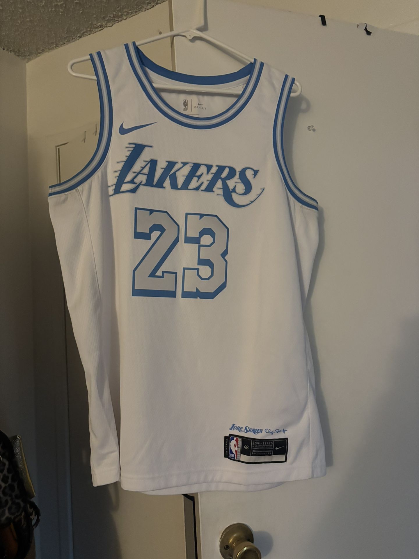 Lakers Jersey