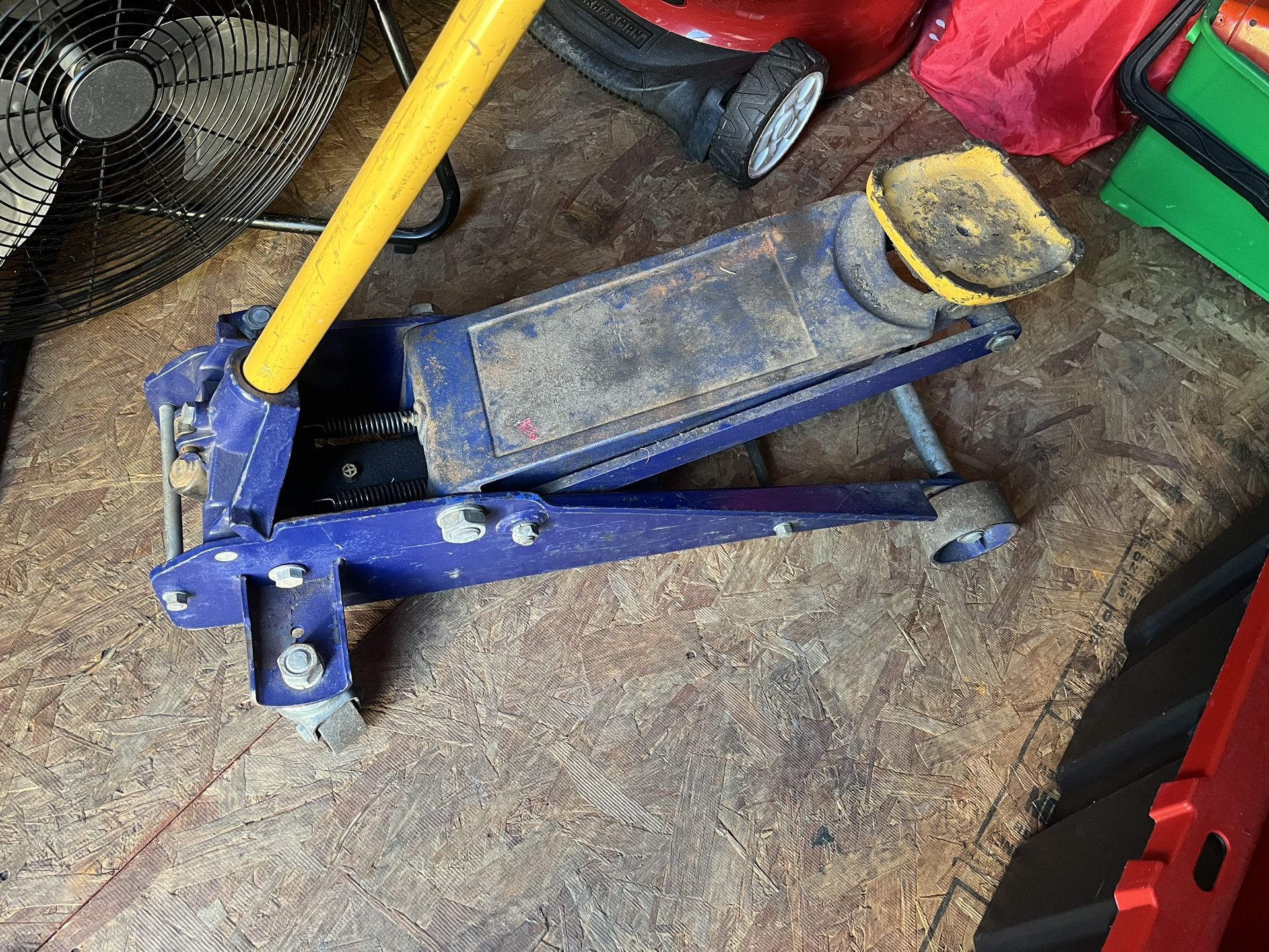 Se Vende Jack $75 Dollars 