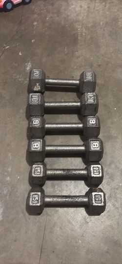 Dumbbell set