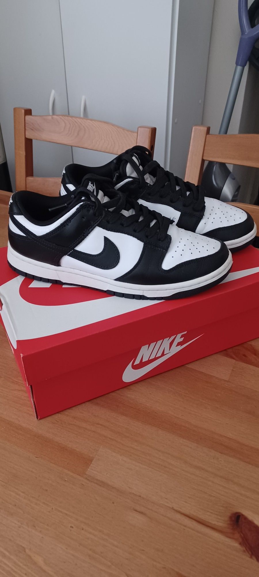 Excellent Condition NIKE Dunks Panda Men's 7.5