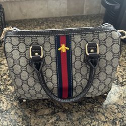 Purse 