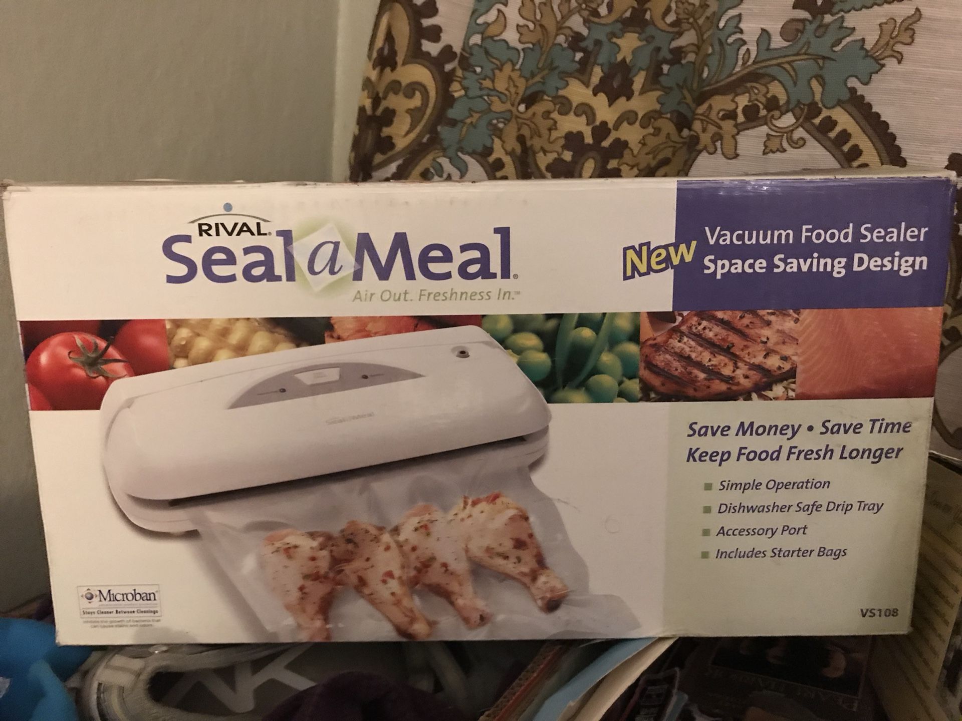 Rival Seal a Meal Vacuum Sealer - like new!