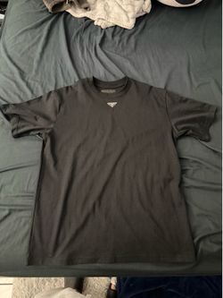Black shirt