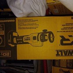 DeWalt XR Cutout Tool