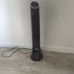 QuietSet 8-Speed Oscillating Tower Fan