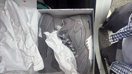 Air Jordan Retro 5 “Wolf Grey”