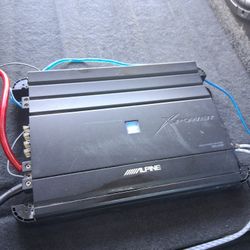 AMP ALPINE MRX-M100  Works Good 