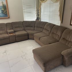 Sectional Couch L-Shaped With Recliners 