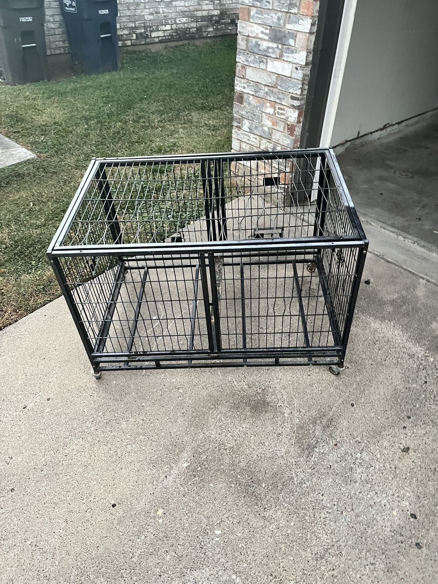 Dog Cage / Kennel