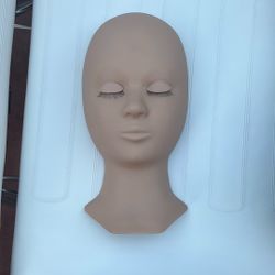 Lash mannequin head