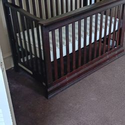 Suite Bebe Dakota Lifetime Crib Espresso Model# 3700-esp 