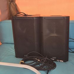 altavoces QSC