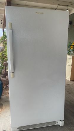 Great Fridigaire tall Frezzer work perfectly condition