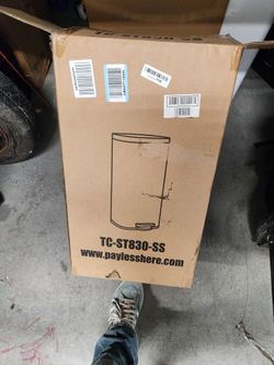 Stainless steel trash can