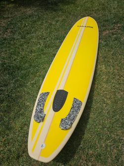9'0  Surfboard  / Longboard