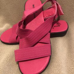 Women’s AmriMark Fuschia Pink Flat Sandals 8M