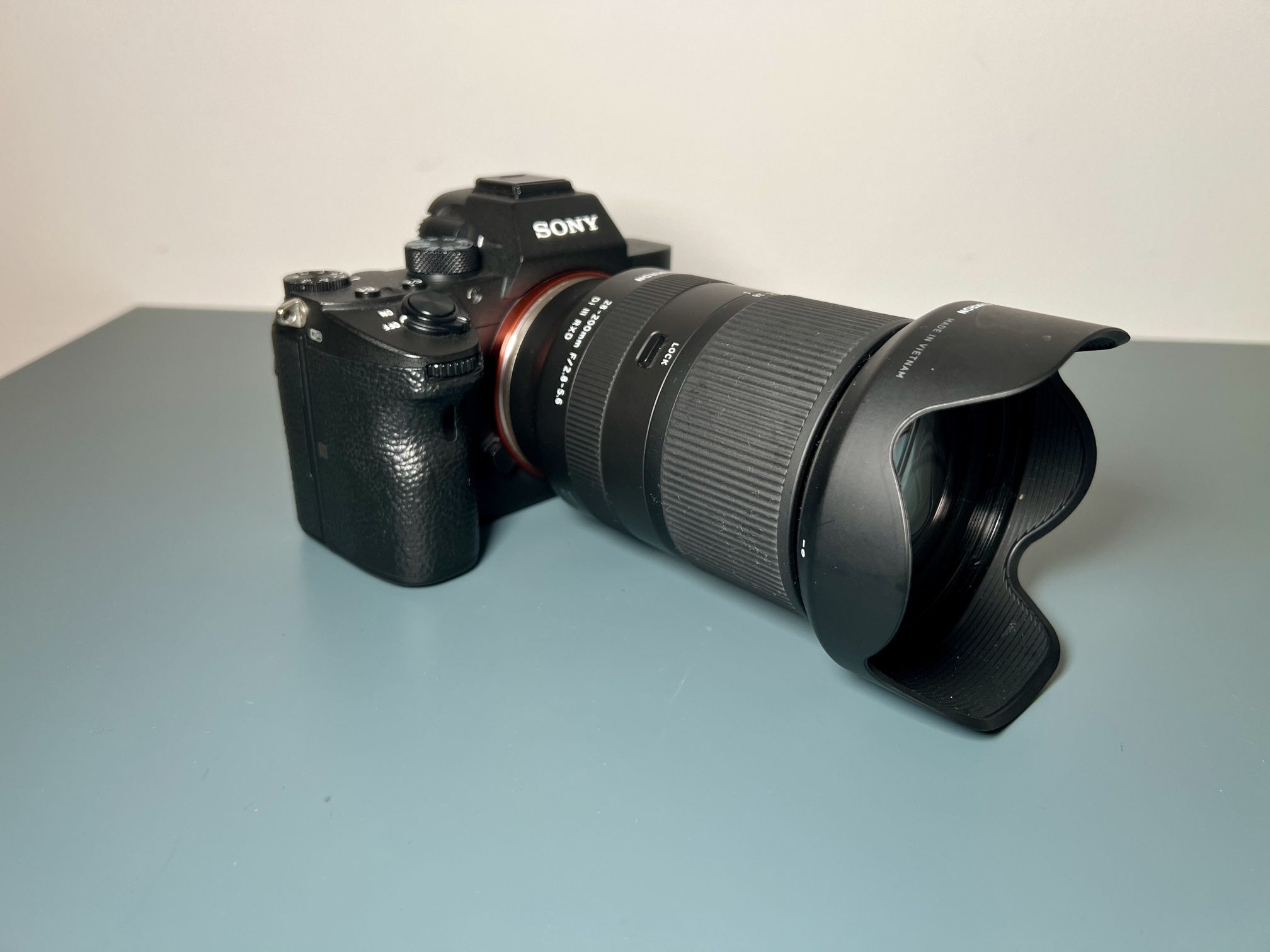SONY A73 + TAMRON 28-200 F2.8 - EXCELLENT CONDITION