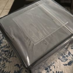 NEW! Cal King Threshold, 1000 Thread Count Sheet Set.  6 ps 100%  Supima Cotton  $70 Grey      Located in Citrus Heights near Antelope rd an