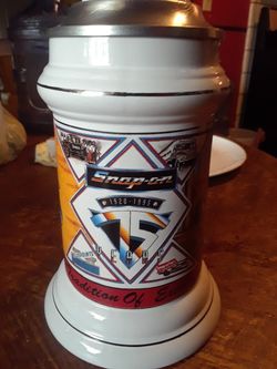 Snap-on beer cup
