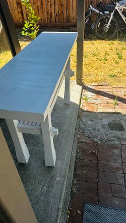 White Wooden Console Table with Bottom Slatted Shelf – Entryway / Sofa Table
