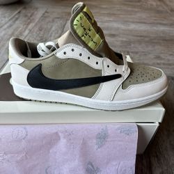 Travis Scott - Jordan 1 Low Golf 