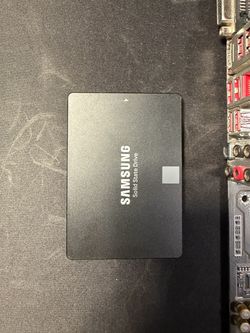 Samsung 2.5" 1TB Solid State Drive SSD