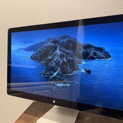 Apple 27" Monitor LED Cinema Display MC007LL/A A1316