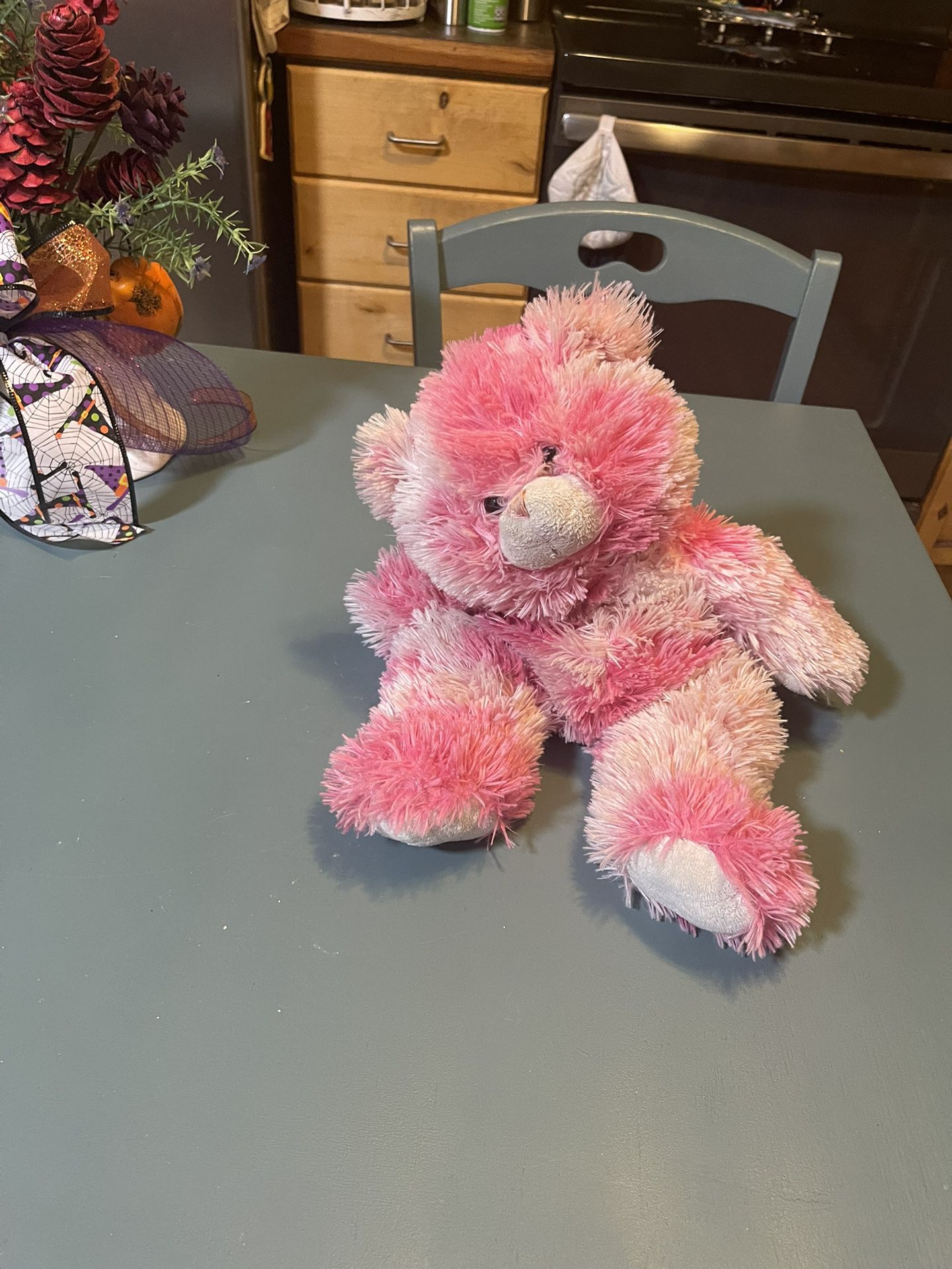 Teddy bear $5. No info on it. Has heavy bean bag like stuffing. Cash only. Everett/Melvin Ave./Broadway pick up area.