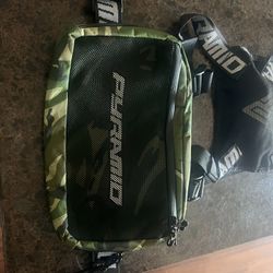 Chris Brown Pyramid Brand Chest Bag — army Green