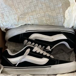 Vans Knu-Skool ‘Black White’ Men’s Size 8.5