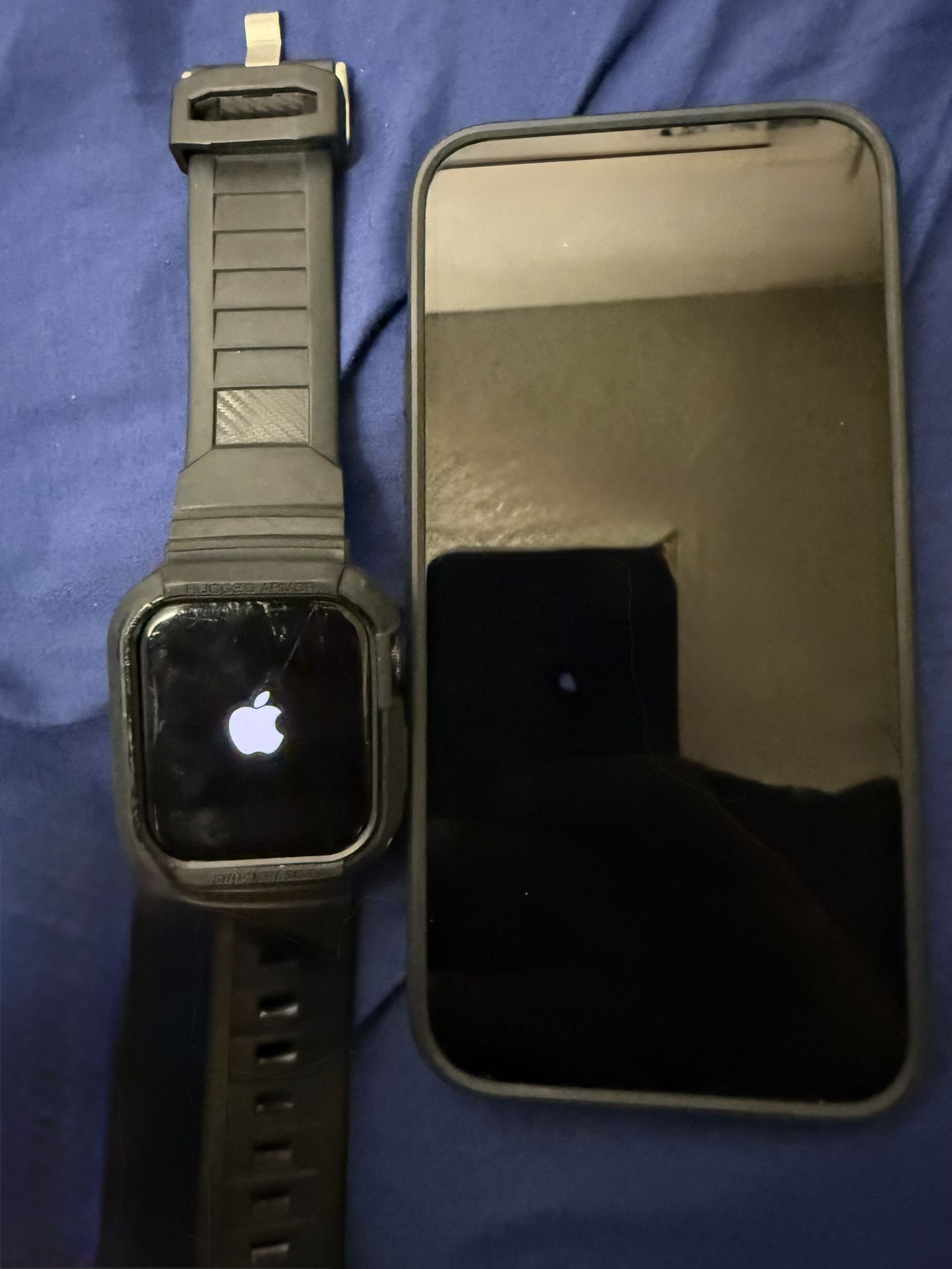 Graphite Apple iPhone 12 Pro 256 gb & Apple Watch 7 45mm Aluminum