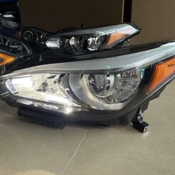 2015-2019 Q70 Headlights Non Afs Perfect Shape 