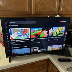 Phillips Roku 32”tv W Remote - Mobile Meetups Raleigh Garner Smithfield Etc