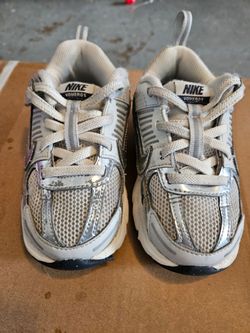 Nike Zoom Vomero Sliver White 9c