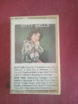 Kitty Wells  How Far Is Heaven Cassette 