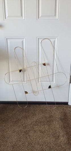 Gold Metal Wall Hanger/Organizer