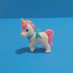 Barbie Dream Pets Unicorn Pony Miniature Pet Figurine.
