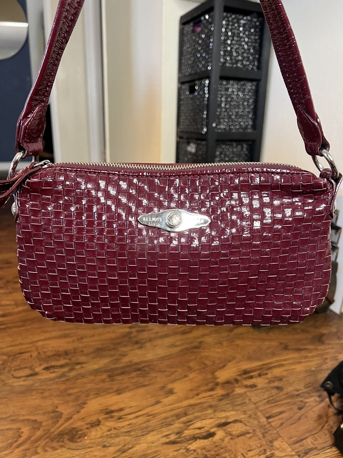 Elliot Lucca Shoulder Bag .