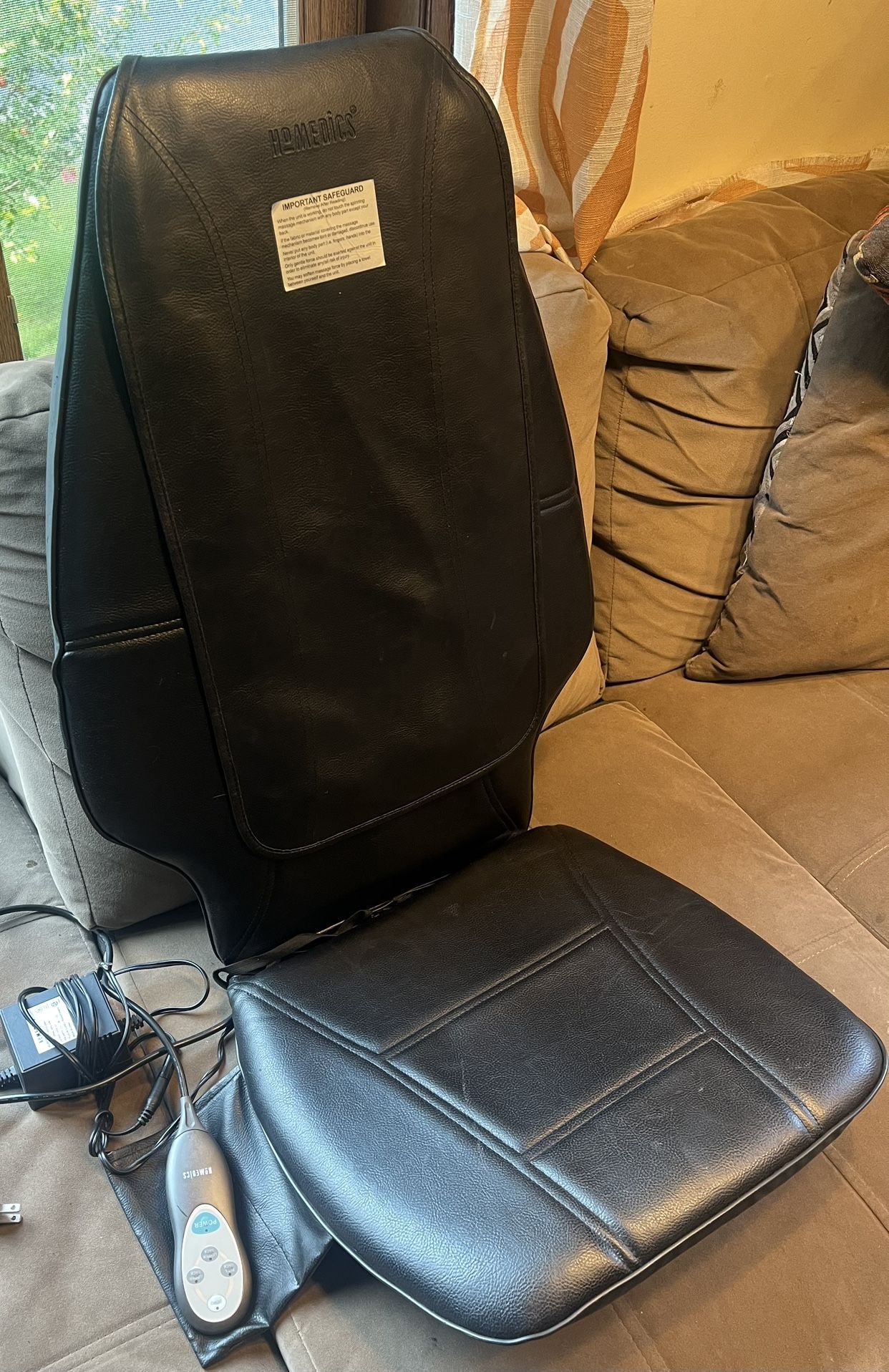 HOMEDICS SHIATSU BACK MASSAGING CHAIR CUSHION